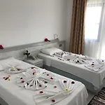 Aymes Hotel 3*