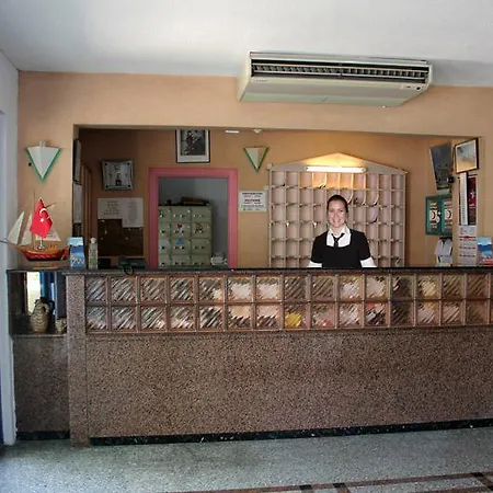 Отель Aymes