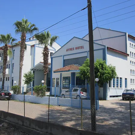 酒店 Aymes 费特希耶